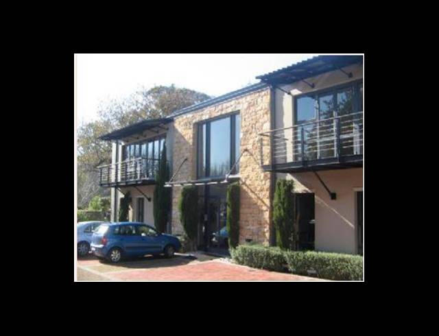 100M² OFFICE RENTED IN NEWLANDS